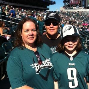 Meet your Posher, Lea